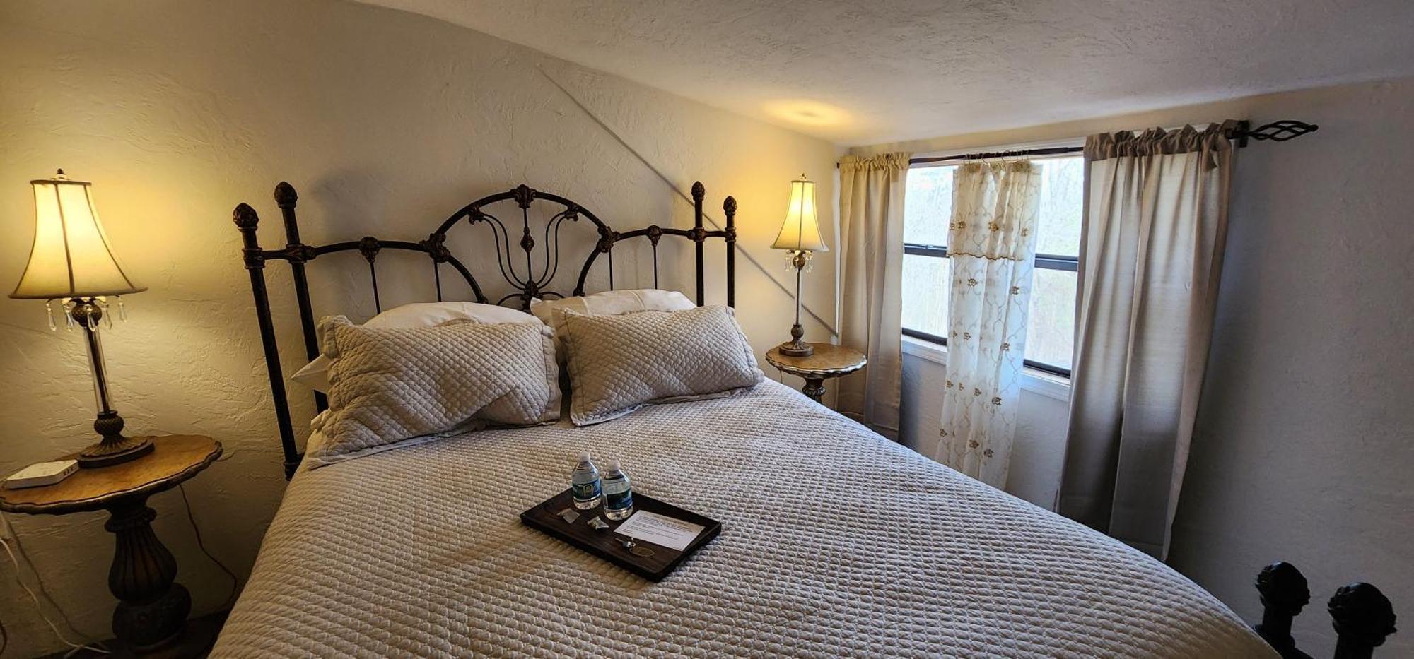 דלונגה Lily Creek Lodge מראה חיצוני תמונה