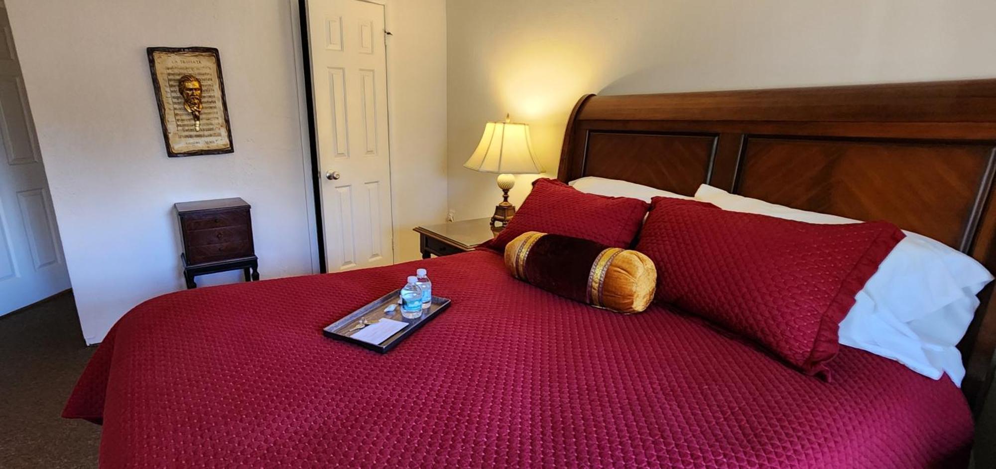דלונגה Lily Creek Lodge מראה חיצוני תמונה