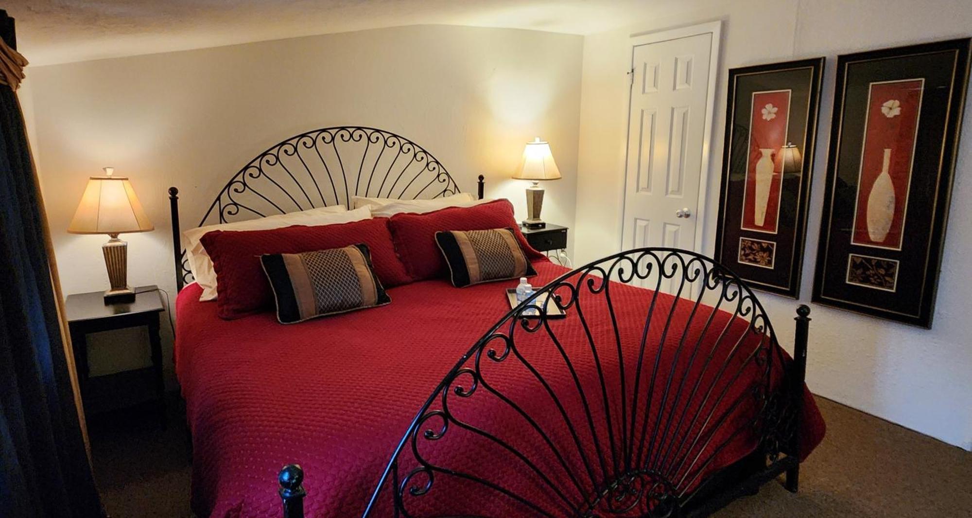 דלונגה Lily Creek Lodge מראה חיצוני תמונה